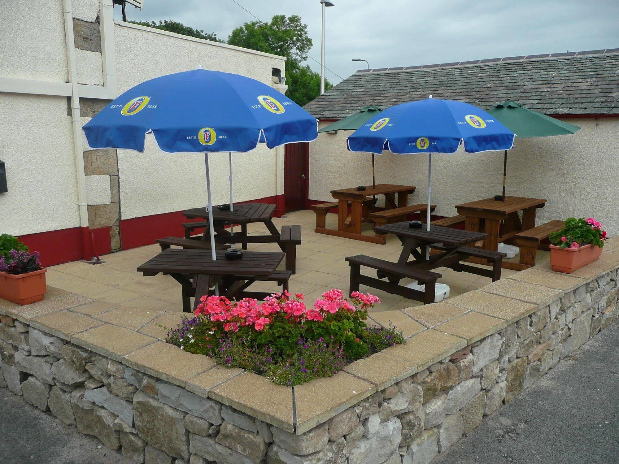 The Old Ginn House Inn Great Clifton Exterior photo